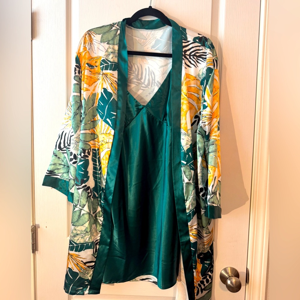 4 pc Satin Robe, Nightie, Long bottoms & Short Sleep Bottoms - 4 pc.